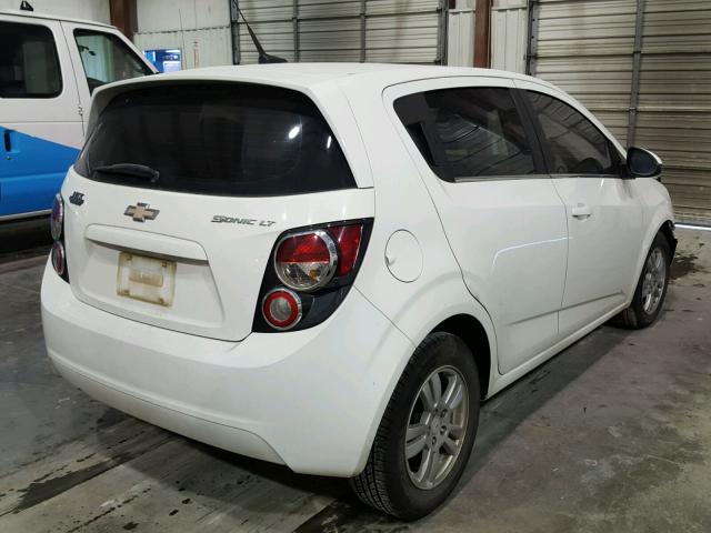 1G1JC6SH1C4161125 - 2012 CHEVROLET SONIC LT WHITE photo 4