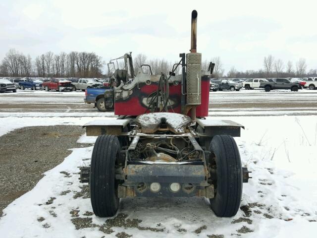 1XKDDB0X86J162433 - 2006 KENWORTH CONSTRUCTI MAROON photo 6