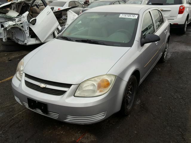 1G1AK52F757553393 - 2005 CHEVROLET COBALT GRAY photo 2