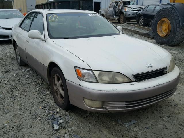 JT8BF28G3W5036070 - 1998 LEXUS ES 300 WHITE photo 9