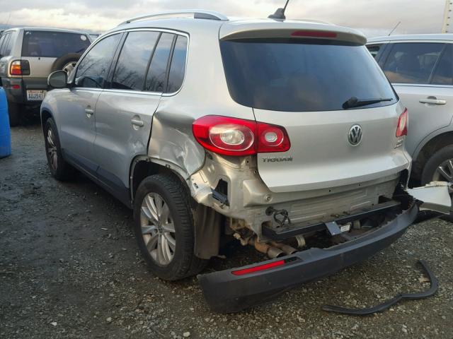 WVGBV75NX9W503757 - 2009 VOLKSWAGEN TIGUAN SE SILVER photo 3