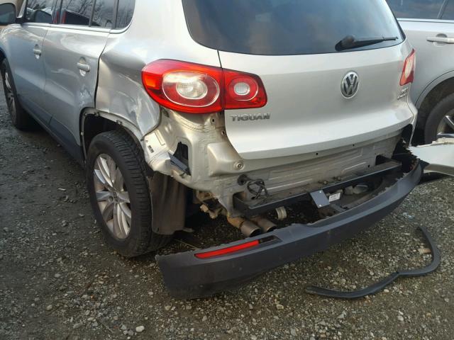 WVGBV75NX9W503757 - 2009 VOLKSWAGEN TIGUAN SE SILVER photo 9