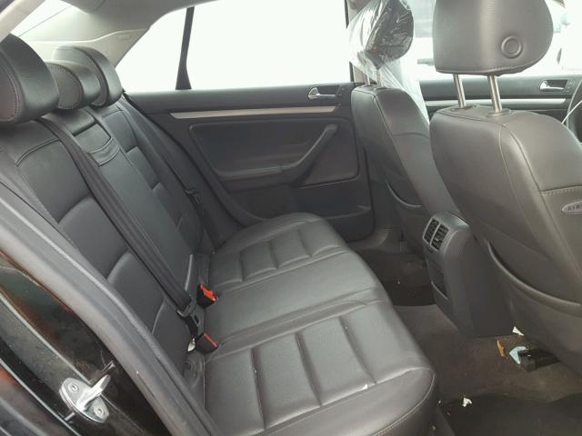 3VWSF71K15M619207 - 2005 VOLKSWAGEN NEW JETTA Noir photo 6