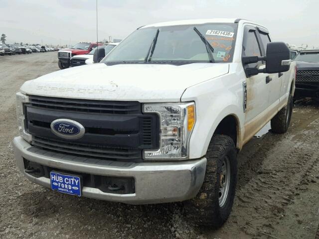 1FT7W2B60HEC60228 - 2017 FORD F250 SUPER WHITE photo 2