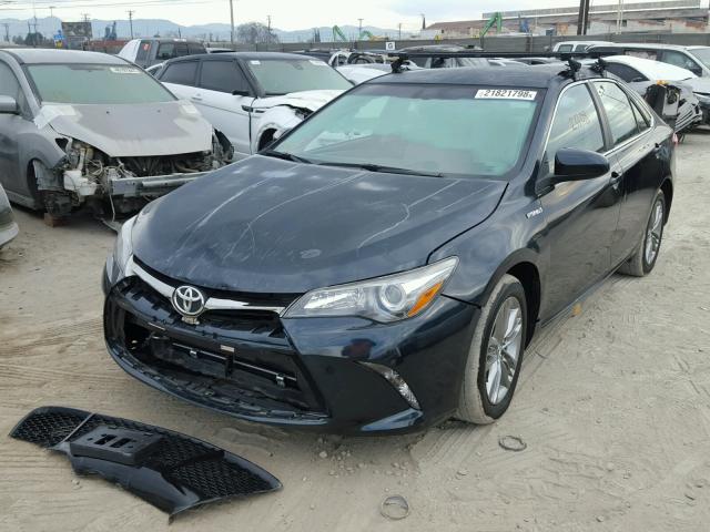 4T1BD1FK9FU164548 - 2015 TOYOTA CAMRY HYBR BLACK photo 2