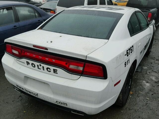 2C3CDXAG8DH648004 - 2013 DODGE CHARGER PO WHITE photo 4
