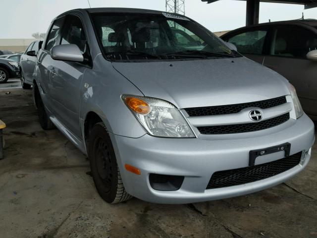 JTKKT604765007151 - 2006 TOYOTA SCION XA SILVER photo 1