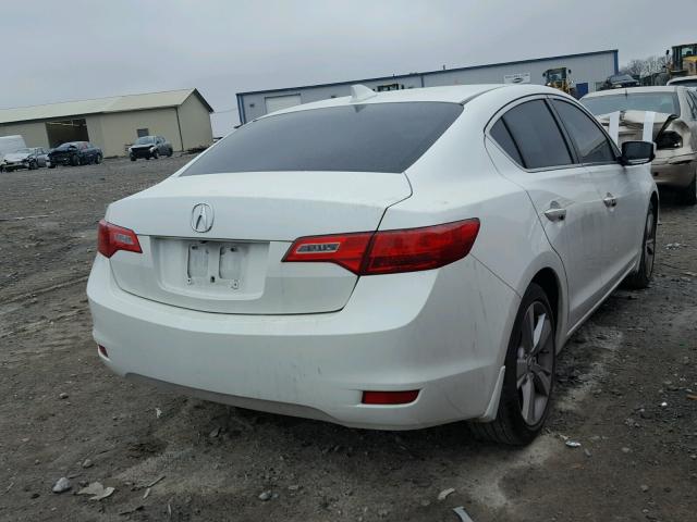 19VDE1F39FE002171 - 2015 ACURA ILX 20 WHITE photo 4