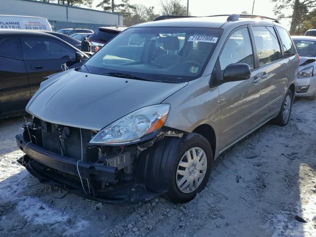 5TDZA23CX6S585861 - 2006 TOYOTA SIENNA CE GOLD photo 2