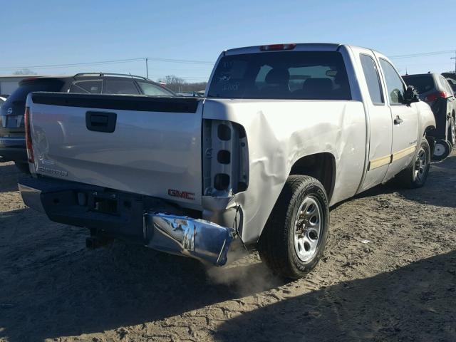 2GTEC19C381333776 - 2008 GMC SIERRA C15 SILVER photo 4