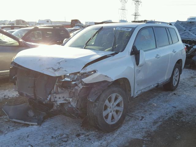 5TDBK3EH7CS165774 - 2012 TOYOTA HIGHLANDER WHITE photo 2