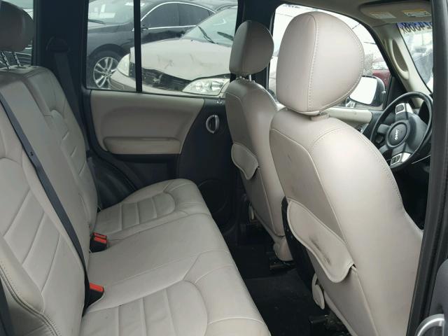 1J4GK58K12W286253 - 2002 JEEP LIBERTY LI SILVER photo 6