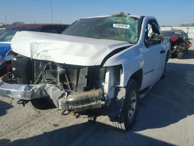 2GCEK19J471715394 - 2007 CHEVROLET SILVERADO WHITE photo 2