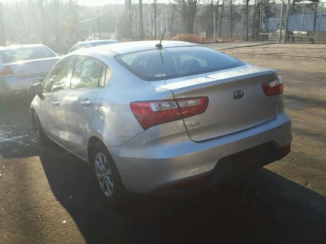 KNADM4A39G6532082 - 2016 KIA RIO LX Արծաթագույն լուսանկար 3
