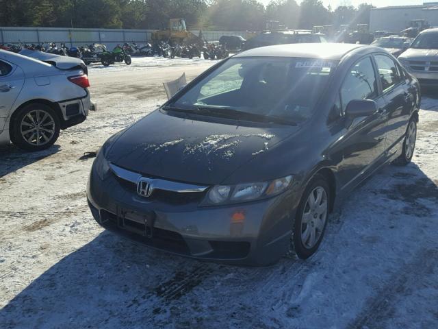 2HGFA1F57AH306546 - 2010 HONDA CIVIC LX GRAY photo 2