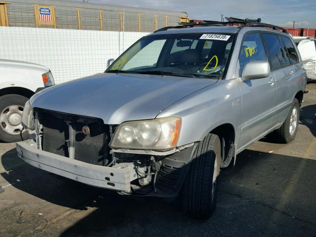 JTEGF21AX20052783 - 2002 TOYOTA HIGHLANDER SILVER photo 2