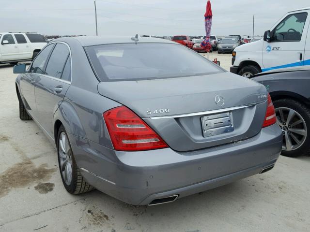 WDDNG9FBXCA423655 - 2012 MERCEDES-BENZ S 400 GRAY photo 3