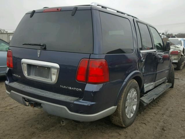 5LMFU27R14LJ32633 - 2004 LINCOLN NAVIGATOR BLUE photo 4