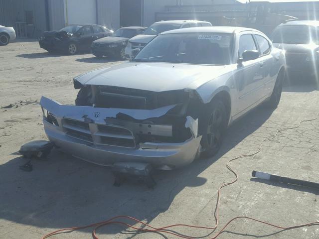 2B3KA43R47H869814 - 2007 DODGE CHARGER SE SILVER photo 2