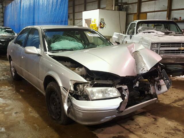 4T1BG22K0YU668878 - 2000 TOYOTA CAMRY CE SILVER photo 1