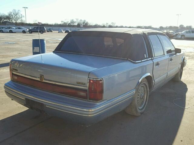 1LNLM83W4NY721250 - 1992 LINCOLN TOWN CAR C BLUE photo 4