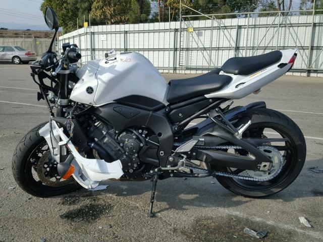 JYARN17Y3EA002008 - 2014 YAMAHA FZ1 SC WHITE photo 9