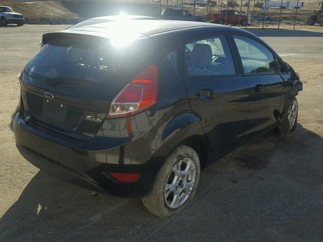 3FADP4EJ2GM129991 - 2016 FORD FIESTA SE BLACK photo 4