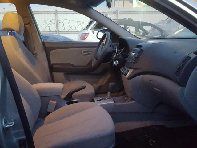 KMHDU46D18U301139 - 2008 HYUNDAI ELANTRA GL SILVER photo 5