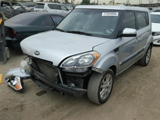 KNDJT2A64D7559221 - 2013 KIA SOUL + SILVER photo 2