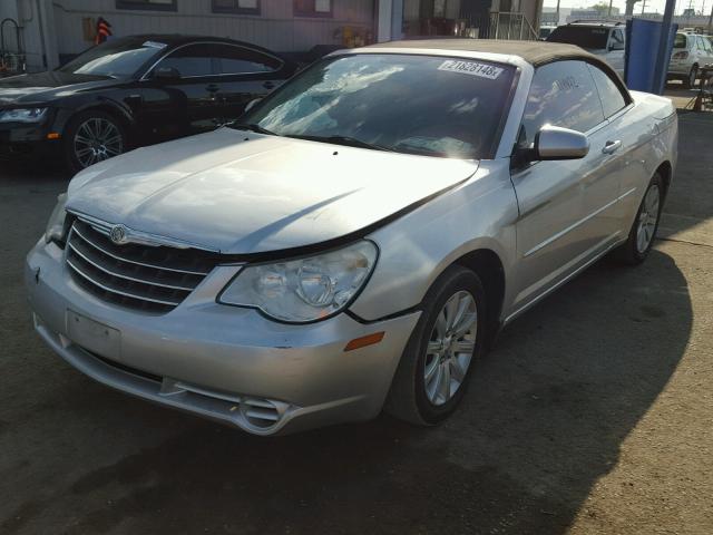 1C3BC5ED5AN177466 - 2010 CHRYSLER SEBRING TO SILVER photo 2