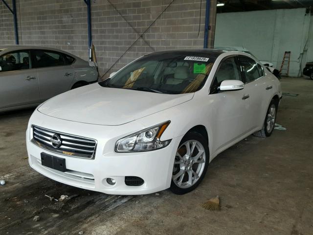 1N4AA5AP2CC860663 - 2012 NISSAN MAXIMA S WHITE photo 2