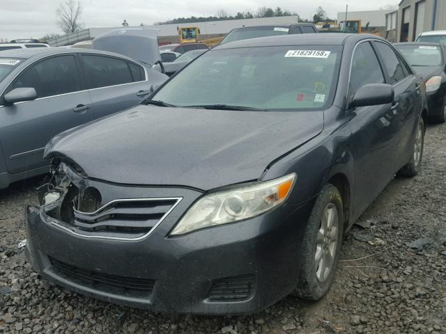 4T4BF3EK2BR134735 - 2011 TOYOTA CAMRY BASE GRAY photo 2