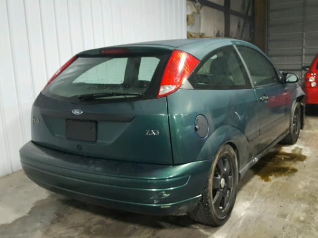 3FAFP31361R151674 - 2001 FORD FOCUS ZX3 GREEN photo 4