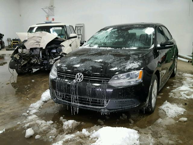 3VWD07AJ6EM313816 - 2014 VOLKSWAGEN JETTA SE BLACK photo 2