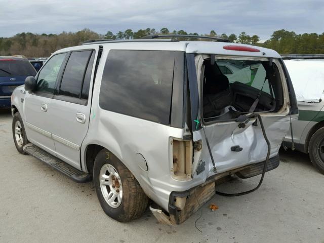 1FMRU15LXYLB47503 - 2000 FORD EXPEDITION SILVER photo 3