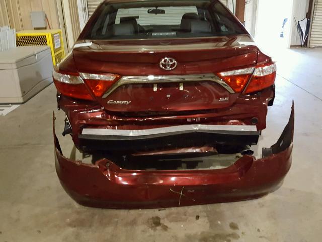 4T1BF1FK3HU739837 - 2017 TOYOTA CAMRY LE RED photo 9