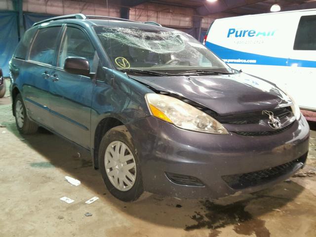 5TDZK23CX7S066467 - 2007 TOYOTA SIENNA CE GRAY photo 1