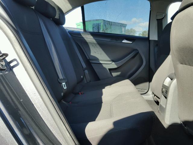3VW2K7AJ7EM254616 - 2014 VOLKSWAGEN JETTA BASE GRAY photo 6
