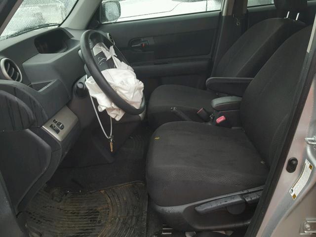 JTLKE50E691079950 - 2009 TOYOTA SCION XB 银色 照片 5