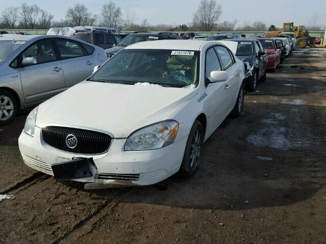 1G4HR57Y37U220748 - 2007 BUICK LUCERNE CX WHITE photo 2