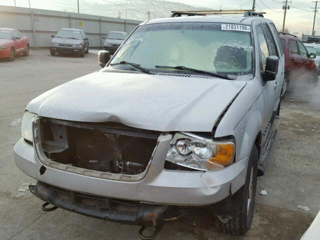 1FMPU16595LA01676 - 2005 FORD EXPEDITION SILVER photo 2