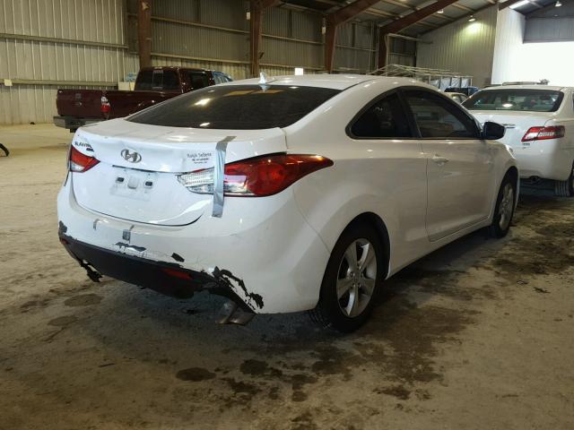 KMHDH6AE1DU007606 - 2013 HYUNDAI ELANTRA CO WHITE photo 4