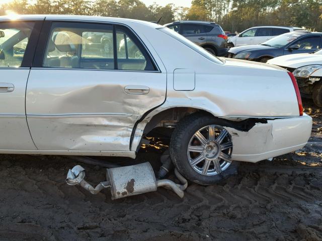 1G6KD57YX8U119817 - 2008 CADILLAC DTS WHITE photo 9