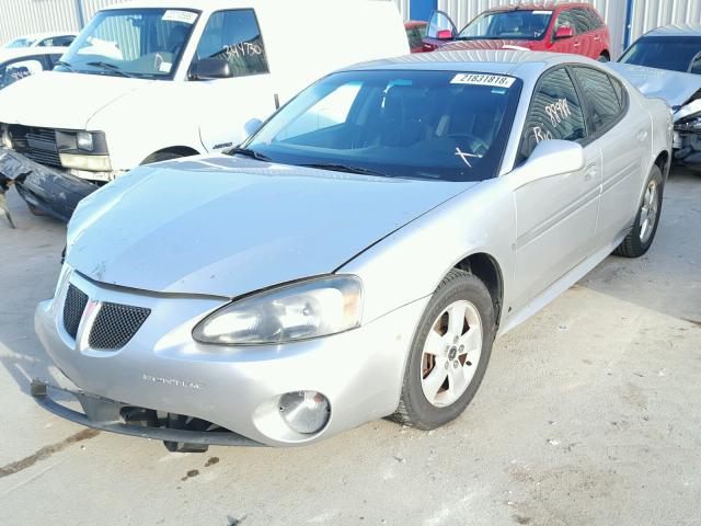 2G2WP552561120696 - 2006 PONTIAC GRAND PRIX SILVER photo 2