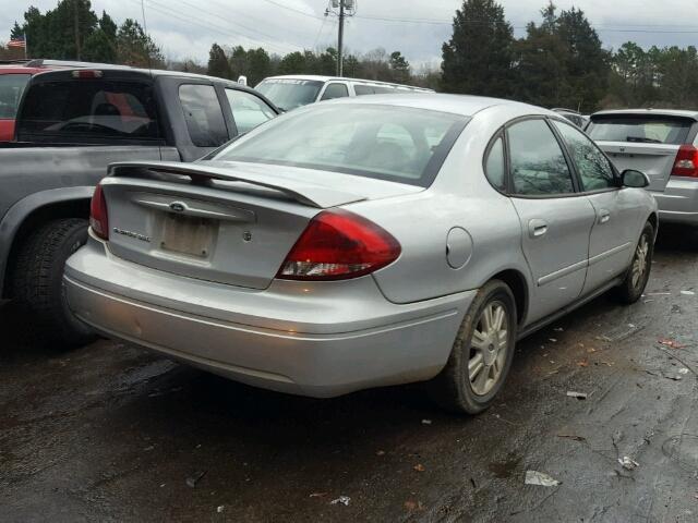 1FAFP56S65A299870 - 2005 FORD TAURUS SEL SILVER photo 4