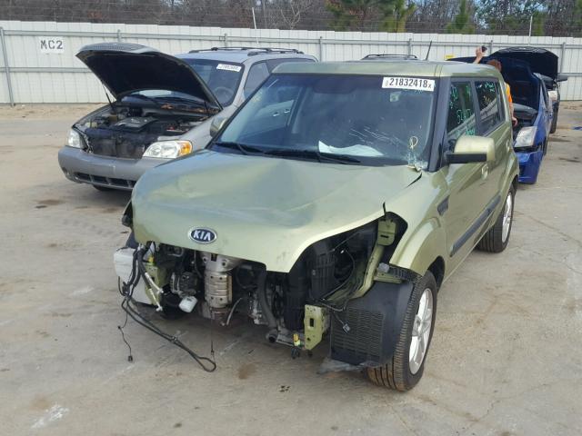 KNDJT2A29A7148678 - 2010 KIA SOUL + GREEN photo 2