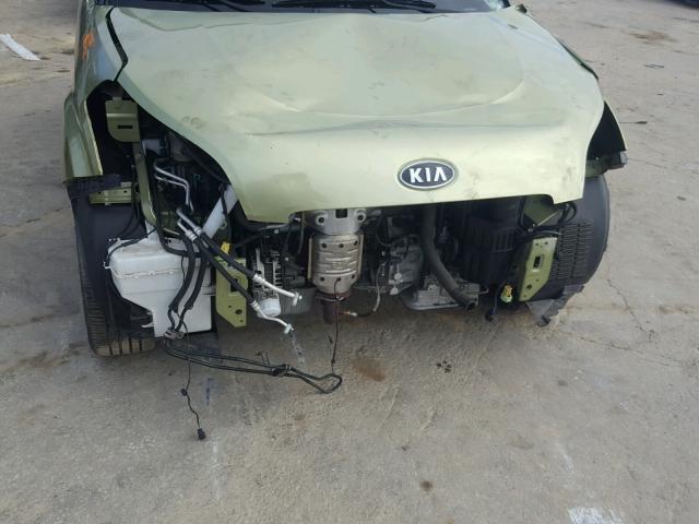 KNDJT2A29A7148678 - 2010 KIA SOUL + GREEN photo 9