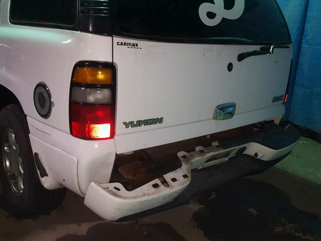 1GKEK63U75J212935 - 2005 GMC YUKON DENA WHITE photo 9