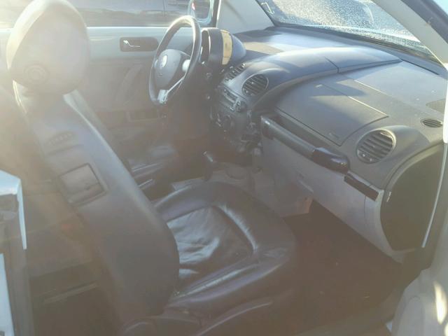 3VWCK21Y83M320415 - 2003 VOLKSWAGEN NEW BEETLE 蓝色 照片 5