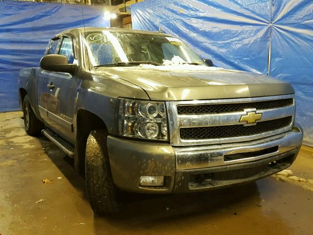 1GCRKSE34BZ437269 - 2011 CHEVROLET SILVERADO GRAY photo 1